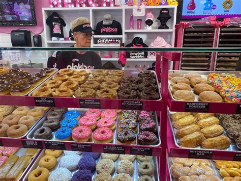 Pink box donuts - Jun 5, 2020 · Doughnuts in - yes! - an iconic pink box — Photo courtesy of iStock / GaryAlvis The pink boxes in question are smaller and more cube-like. These are the boxes of the also-rans of the doughnut industrial complex: the '60s and '70s-inspired time capsules with tall marquees and neon window signs lit up with adjectives like "Tasty," "Best" and ... 